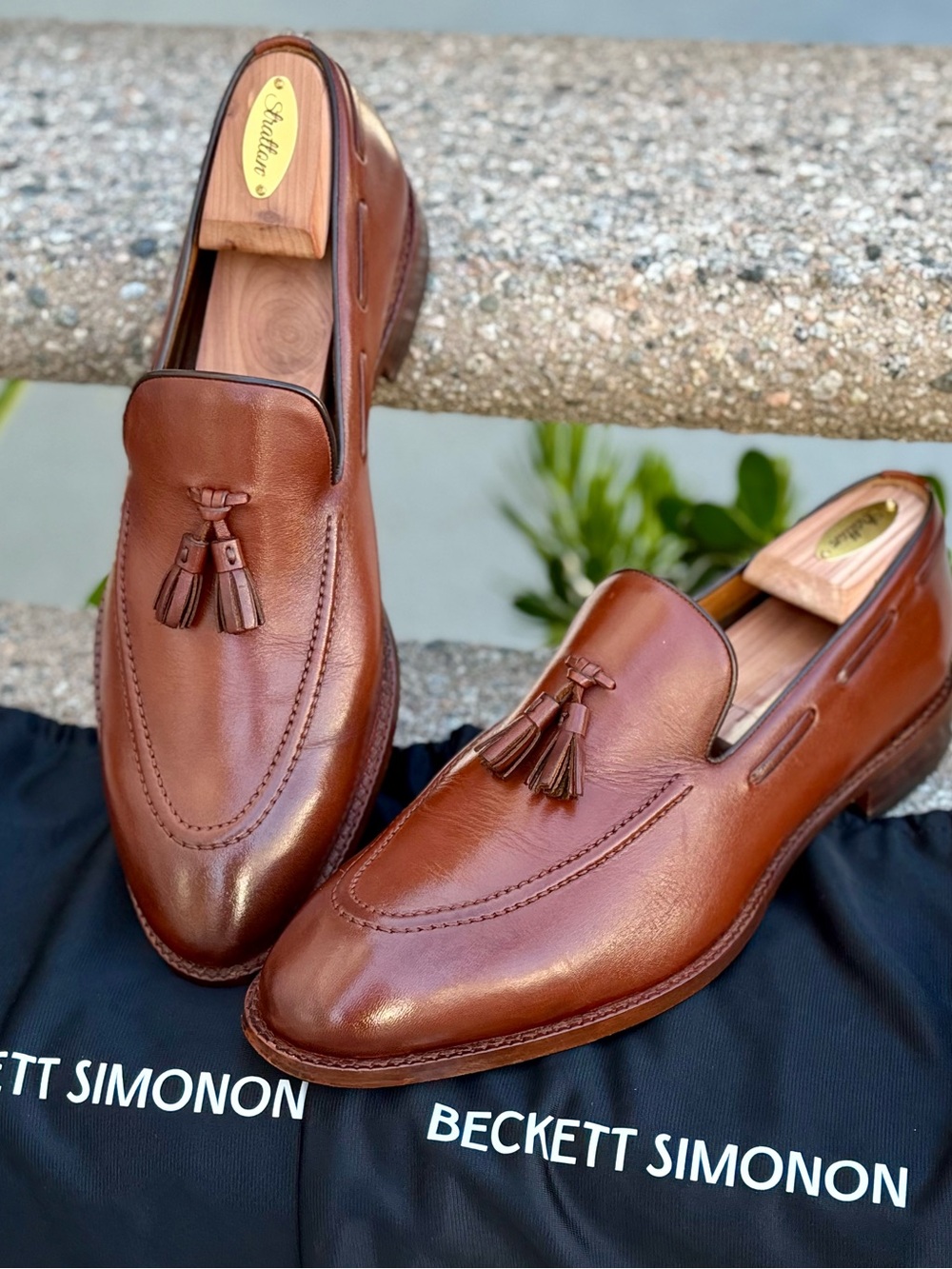 Beckett Simonon Bernard Tassel Loafers Oak color